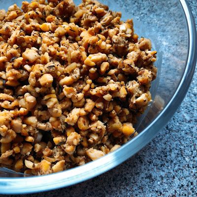 Tempeh Crumbles, Tempeh Recipes Vegan, Vegan Protein Recipes, Tempeh Recipes, Vegan Entree, Meat Alternatives, Baked Tofu, Power Foods, Seitan