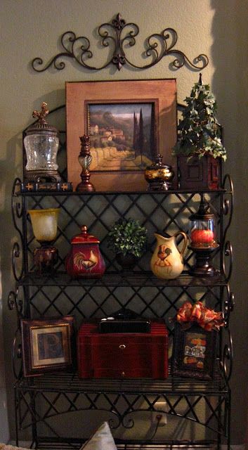 Bakers Rack Decorating, Tuscan Style Decorating, Tuscan Wall Decor, Tuscan Style Decor, Tuscany Decor, Kitchen Vignettes, Tuscany Style, Tuscan Decor, Tuscan Design