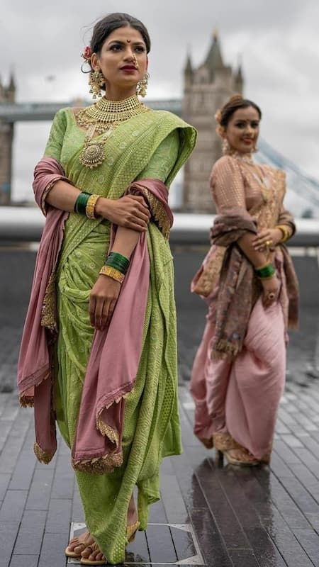 Marathi Sadi, Navwari Saree, Maharashtra Aesthetic, Nauvari Saree Look, Bride Fashion Photography, Saree Drapes, Kashta Saree, Marathi Bride, Haldi Outfits