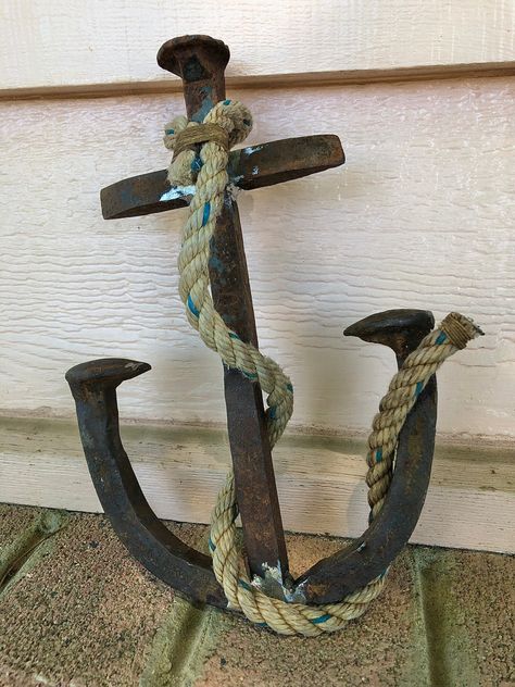 Welding Projects Railroad Spikes, Diy Railroad Spikes Ideas, Railroad Spike Ideas, Railroad Nails, Railroad Spikes Crafts, Railroad Spike Art, Cross Ideas, Diy Animals, Wood Chair Diy