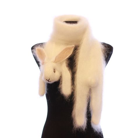 Fluffy Crochet Scarf, Animals With Clothes, Bunny Scarf, Ezreal League Of Legends, Fluffy Crochet, Eyeliner Glitter, Animal Scarf, Knitted Rabbit, Hand Knitted Scarf