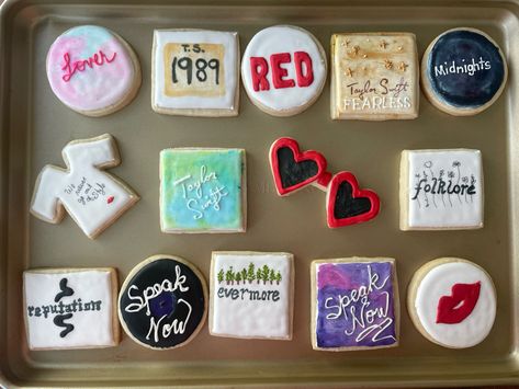 I made these Yummy sugar cookies decorated for a Taylor swift lover’s birthday #taylorswift #taylorswiftcookies #taylorswifterastour Taylor Swift Christmas Cookies, Taylor Swift Sugar Cookies Decorated, Taylor Swift Themed Cookies, Taylor Swift Gingerbread, Taylor Swift Eras Cookies, Taylor Swift Baking, Taylor Swift Birthday Cookies, Taylor Swift Cookies Decorated, Taylor Swift Sugar Cookies