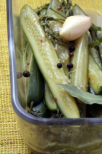 Arthur Schwartz's Kosher Dill Pickle recipe Kosher Dill Pickle Recipe, Kosher Dill Pickles, Dill Pickle Recipe, Sour Pickles, Pickle Recipes, David Lebovitz, Pickle Recipe, Pickle Slices, Pickling Spice