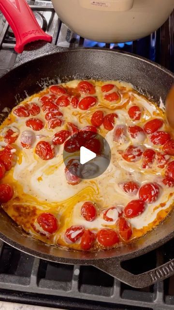 Josie Tagge on Instagram: "15 minute creamy pesto pasta🍅🌿 Perfect for a quick meal, and you can definitely add chicken for some protein! Ingredients: •2 tablespoons butter •2 tablespoons olive oil •16.5 oz container of cherry tomatoes •1 teaspoon salt and a good amount of pepper •red chili flakes (optional) •1 cup heavy cream •1/2 cup grated Parmesan •4 to 5 tablespoons pesto •1 lbs spaghetti or whatever noodles you like 1) Start cooking your noodles! 2) Heat up the butter and olive oil on medium or medium low heat. Add the cherry tomatoes, salt & pepper, and cook for about 10 minutes. Stir every 2-3 minutes (if it’s popping too much, turn the heat down). 2) Once tomatoes are cooked, turn the heat down to low, and add the heavy cream. Stir. Once it starts to bubble/simmer, add parmes Cherry Tomato Parmesan Pasta, Chicken And Pasta Recipes Red Sauce, Quick 10 Minute Meals, Cherry Tomato Chicken Pasta Recipes, Creamy Tomato Pesto Sauce, Tomato Pepper Pasta, Creamy Tomato Spaghetti, Cherry Tomato Pesto, Creamy Cherry Tomato Pasta