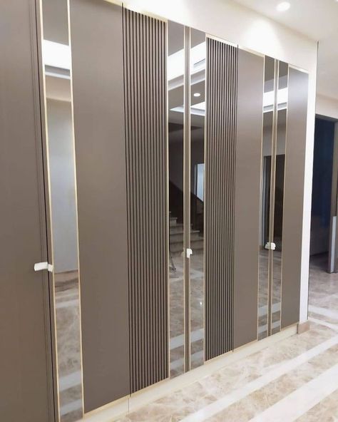 French Art Deco Interior, Almirah Designs Bedrooms, Interior Design French, Wardrobe Laminate Design, Wall Wardrobe Design, Wardrobe Design Modern, Almirah Designs, Stylish Bedroom Design, Bedroom Cupboard