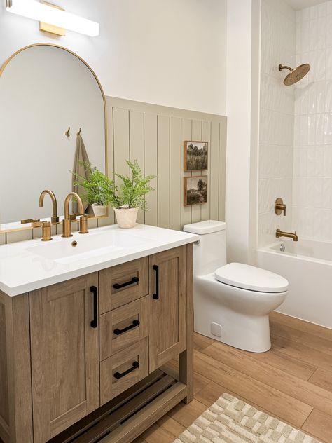 LUXO MARBRE - BOSV3722MODBH … curated on LTK Simple Bathroom Upgrades, Shiplap Feature Wall, Tan Bathroom, Delta Faucets Bathroom, Home Tips And Tricks, Organic Modern Bathroom, Shiplap Bathroom, Shiplap Accent Wall, New Toilet