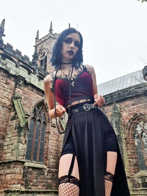 Gothic Girl Cathedral Velvet Red Crop Top With Cross Goth Fashion Witch Aesthetic Outfit, Dark Beauty Fashion, Estilo Cyberpunk, Goth Outfit Ideas, Gothic Girl, Alt Outfits, Alt Fashion, Fashion Wishlist