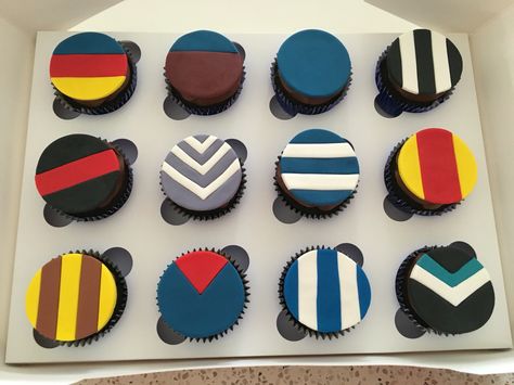 AFL Footy theme cupcakes Afl Cupcakes, Afl Party, Fiesta Cakes, Afl Football, Football Cupcakes, Theme Cupcakes, Fiesta Cake, Themed Party Ideas, Kids Birthday Party Ideas