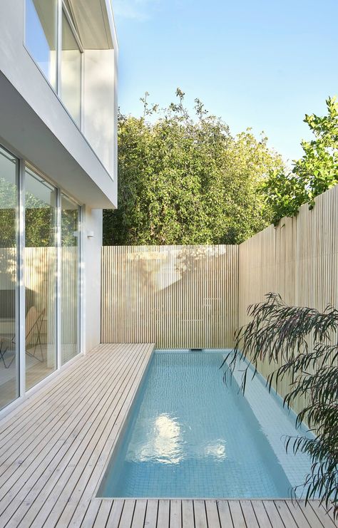 006-kellett-street-house-ckairouz-architects | HomeAdore Garden Pool Design, Small Swimming Pools, Wooden Deck, Small Pool Design, Melbourne House, Street House, Small Pools, Small Pool, Plunge Pool