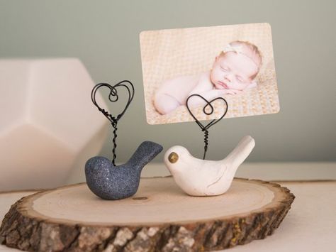 Ceramic Photo Holder, Clay Card Holder, Clay Photo Holder, Diy Photo Holder, Realistic Wedding, Clay Dishes, Mini Decor, Clay Bird, Diy Air Dry Clay