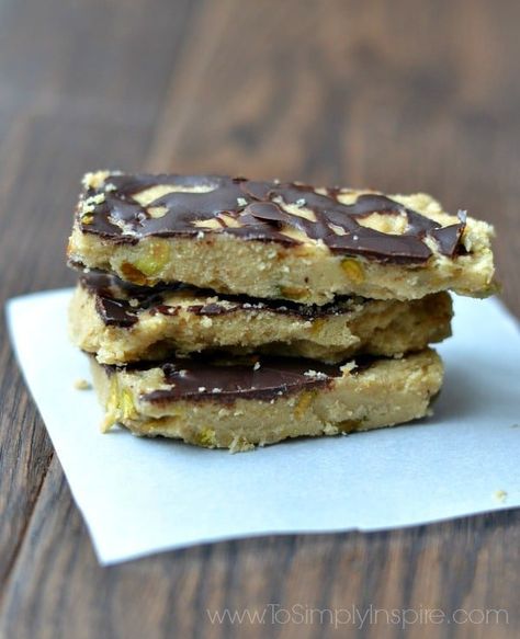 Homemade Halvah Bars - To Simply Inspire Halvah Recipe, To Simply Inspire, Chicken And Veggies, Candy Recipes Homemade, Simple Recipes, No Bake Treats, Healthy Treats, Candy Recipes, Tahini