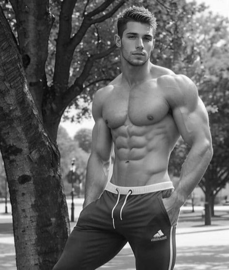 shared pleasures Good Physique Men, Men Working Out, Bricked Up Man, Back Muscles Men, Lean Muscle Men, Gay Costume, Ideal Male Body, Muscle Bodybuilder, Diy Skulls