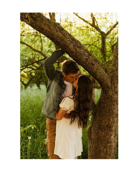 part ii of this cutie patootie session.🌤🌳🤎 . . . #couplesphotography #couples #couplesphotographer #ontariocouplesphotographer #ontariophotographer #photographer #blythphotographer #goderichphotographer #blythcouplesphotographer #goderichcouplesphotographer #candid #candidcouplesphotos #clintonphotographer #engaged #engagement #engagementphotos #engagementphotographer #ontarioengagementphotographer #goderichengagementphotographer #clintonengagementphotographer #huroncountyphotographer #huron... Engagement Photos Willow Tree, The Notebook Engagement Photos, Cottage Core Photography, Candid Family Photoshoot, Dreamy Couples Photography, Engagement Photos Nature, Engagement Photos Sitting, Creek Engagement Photos, Nature Engagement Photos