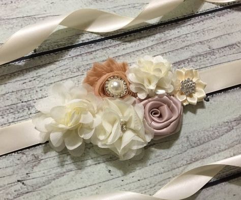 Maternity Belt Sash, Champagne Flower Girl, Baby Shower Boho, Champagne Flowers, Baby Shower Sash, Bridesmaid Sash, Baby Shower Corsage, Baby Shower Vintage, Maternity Sash