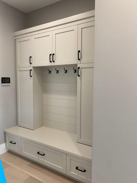 White cabinets with shiplap Drop Off Zone Entryway Storage Cabinets, Mudroom Ideas Cabinets, Budget Mudroom Ideas, Built In Mudroom Cabinets, Custom Mudroom Built Ins, L Shaped Mudroom, White Mudroom, Mudd Room, Mudroom Cubbies