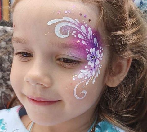 Flower Crown Face Paint, Face Painting Aesthetic Flowers, Rapunzel Face Paint, Line Buster Face Paint, Lizard Face Paint, Spring Face Paint, Barbie Face Paint, Flowers Face Paint, Pretty Face Paint