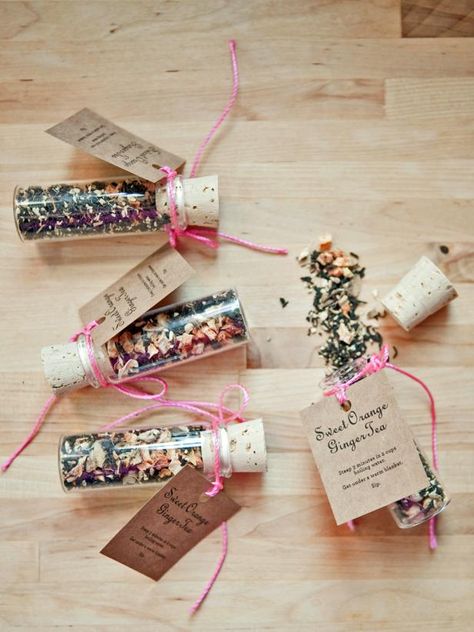 Christmas Wedding Themes, Diy Holiday Party, Tea Wedding Favors, Tea Favors, Brunch Decor, Winter Wedding Favors, Wedding Themes Summer, Boda Diy, Tea Party Favors