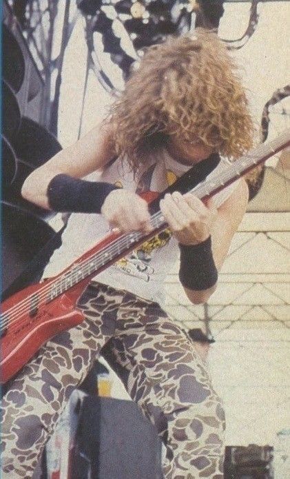 jason newsted / donington, england on august 22nd 1987 Jason Newsted 80s, Jason Metallica, I Love Bass, Acid Bath, Jason Newsted, Cliff Burton, Extreme Metal, Brain Surgery, James Hetfield