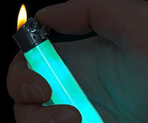 Lighter Art, Disposable Lighter, Cool Lighters, Light My Fire, Glow Sticks, Cbd Oil, Left Hand, The Light, In The Dark