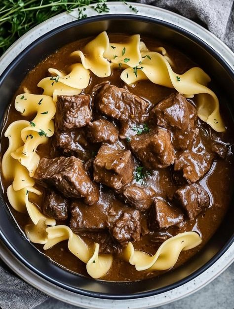 Beef Stew Over Egg Noodles, Slower Cooker Beef Stroganoff, Crock Pot Beef Noodles, Beef Stew With Egg Noodles, Beef N Noodles Recipe, Slow Cooker Beef Noodles, Classic Beef And Noodles, Old Fashioned Beef And Noodles, Egg Noodles In Crockpot