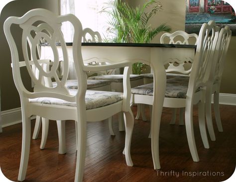 French Provincial Living Room, French Provincial Dining Room, Dining Set Makeover, Minwax Polyshades, French Provincial Table, French Provincial Dining, Dining Table Makeover, Diy Furniture Redo, French Country Dining