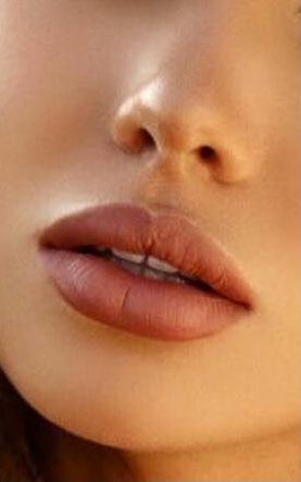 Heavy Upper Lip, Lip Permanent Makeup, Face Reading, Lip Filler, Hot Lips, Upper Lip, Lip Fillers, Beautiful Lips, Natural Lips