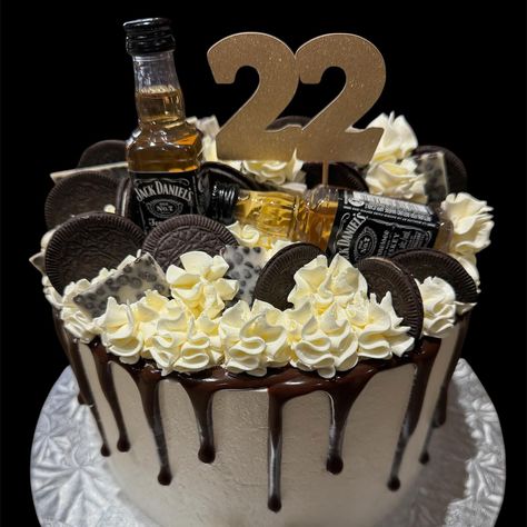 Fully loaded birthday cake 😉🎉🥂 #tailoredtreats Birthday Cake For 22 Year Old Guy, Birthday Cake For 21 Year Old Guy, Male 21st Birthday Cake, Mens 21st Birthday Cake, 21st Birthday Cake Men, Men’s Bday Cake, 24th Birthday Cake For Him, 21 Birthday Cake For Guys, 21st Birthday Cakes For Men