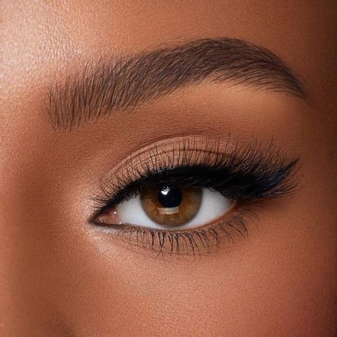 Neutral Eye Makeup Hooded Eyes, Brown Skin Makeup Natural, Eye Makeup Black Women, Mocha Makeup, Classic Makeup Looks, Neutral Eye Makeup, Light Makeup Looks, Learn Makeup, Casual Makeup