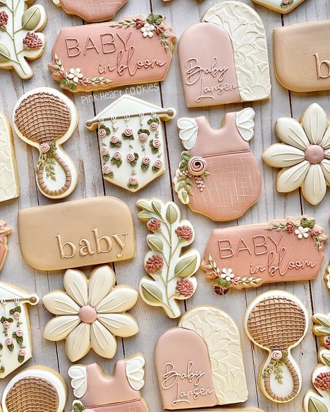 Baby In Bloom Cookies Gender Neutral, Boho Cookies Baby Girl, Boho Decorated Cookies, Baby In Bloom Decorated Cookies, Baby Girl Cookies Decorated, Baby In Bloom Sugar Cookies, Floral Cookies Decorated, Pink Baby Shower Cookies, Floral Baby Shower Cookies