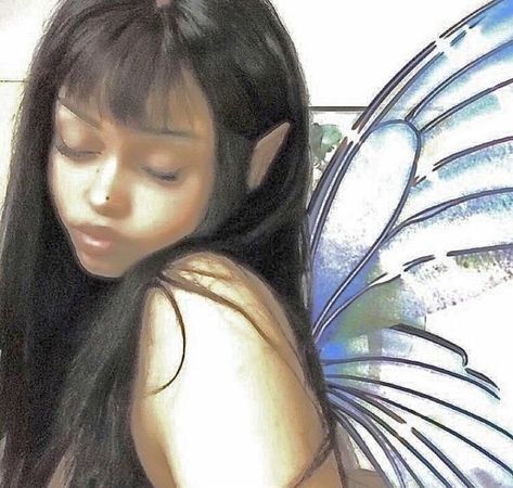 black girl with long black hair, pointed elven style ears, with an overexposed filter, with fairy wings. Grunge Fairycore, Fairy Aesthetic, Fairy Wings, Forest Fairy, Grunge Hair, Instagrammer, Mode Vintage, Grunge Aesthetic, A Butterfly