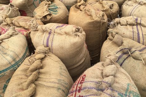 Old jute sacks or bags filled with food grains stored in a warehouse. Agriculture product or grains displayed in the Mandi or farmer’s wholesale market in India. Food Grains, Grain Store, Jute Sack, Sand Bag, Grain Foods, Grain Sack, Shop Ideas, Types Of Bag, Tips Tricks