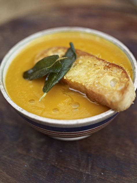 Jamie Oliver Butternut Squash, Jamie Oliver Soup, Simple Butternut Squash Soup, Butternut Squash Soup Recipe, Fakeaway Recipes, Ginger Soup, Butternut Squash Recipes Soup, Squash Soup Recipe, Chicken Pasta Recipes