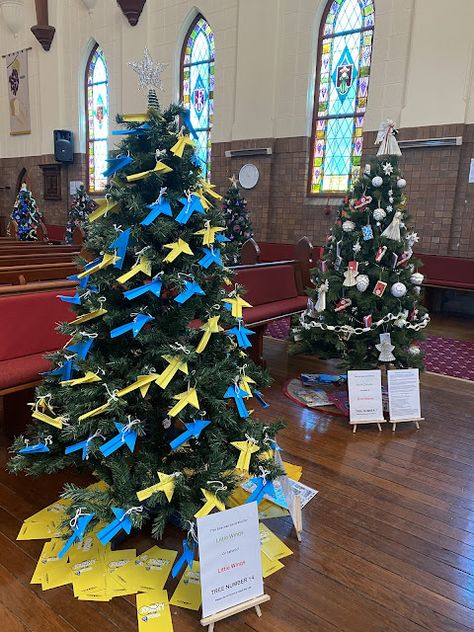 Christmas Countdown Local 2022 #4/25 - Trees & Art for Charity Charity Christmas Tree, Charity Run, Textile Art Dolls, Trees Art, 2023 Christmas, Paper Plane, Inner City, Christmas 2023, Doll Maker