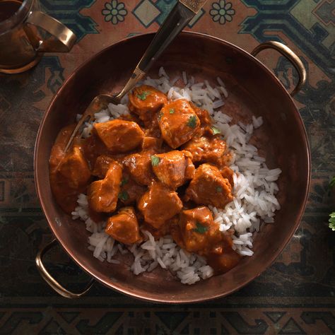 No-Butter Chicken with Jasmine Rice | Healthy Recipes | WW Canada Jasmine Rice Recipes, Low Calorie Chicken, Cooking Jasmine Rice, Ww Food, Recipes Using Bananas, Recipes For Chicken, Rice Recipes For Dinner, Ww Meals, Curry Recipes Indian