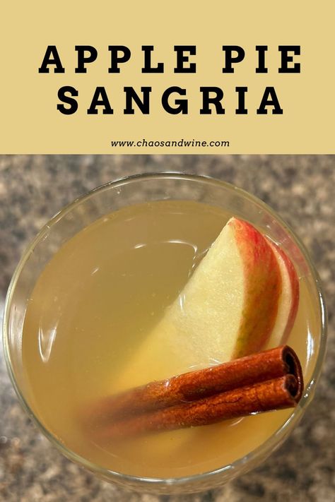 Apple Pie Sangria, Food And Wine Recipes, Making Apple Pie, Best Drink Recipes, Touch Of Spice, Sangria Recipe, Caramel Apple Pie, Refreshing Drinks Recipes, Best Drink