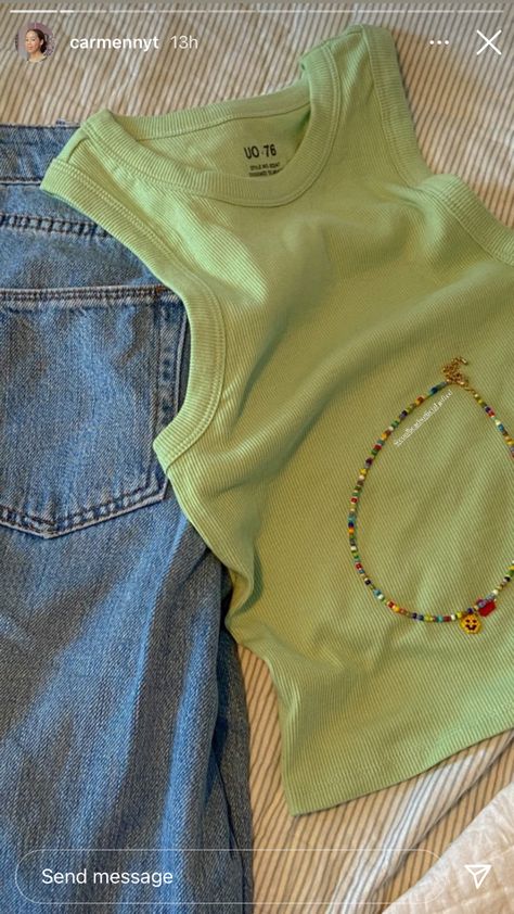 Green Jeans Outfit, Green Top Outfit, Sage Green Top, Trendy Jewellery, Fashion Nova Outfits, Casual Day Outfits, Outfit Jeans, Quick Outfits, Stylish Work Outfits