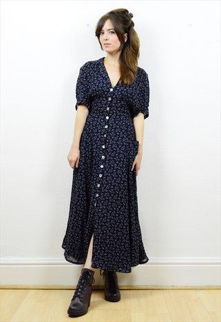 Floral Button Down Dress, 90s Button Down Dress, 90s Floral Dress Outfits, Kirsten Aesthetic, 90s Casual Dress, 90s Dress Outfit, Ravenclaw Aesthetics, Granola Fashion, 90s Sundress