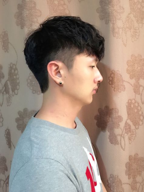 Mullet Haircut Mens Short, Two Block Mullet, Mullet Short Hair Men, Asian Hair Undercut, Two Block Cut, Block Haircut, Asian Boy Haircuts, Boyfriend Hair, Two Block Haircut