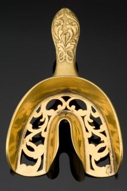 Dental impression tray, France, 1830-1850 Dental World, Dental Impressions, Dental Fun, Dental Technician, Dental Life, Dental Art, Dental School, Medical Dental, Dental Humor