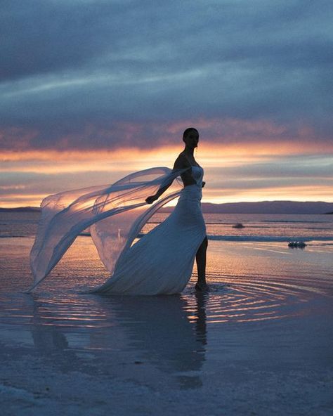 Cara Mia on Instagram: "Blue hour magic with @_jennayork 〰️ Edited with @caramiapresets (mostly the Prism Pack)" Blue Hour Beach Photoshoot, Blue Hour Photoshoot, Photoshoot Theme, Blue Hour Photography, Car Shoot, Beach Photo Session, Foto Inspo, Cara Mia, Blue Photography