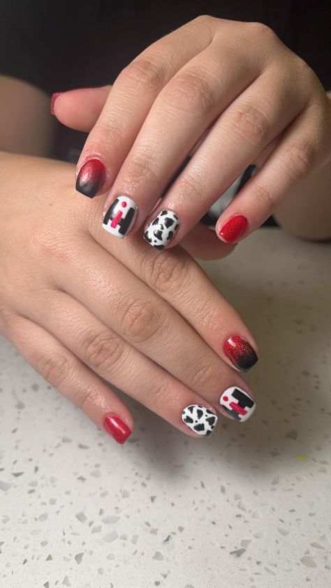 Emmie Fox and Erica Jary Fox are both ready for the Oakley Tractor show this weekend with these awesome nails!! • • Feel free to reach out here or you can call/ text me at (989)292-0857 📲💅🏼 Tractor Nails, Case Tractors, Awesome Nails, Text Me, This Weekend, Tractor, Fox, Feel Free, Feelings