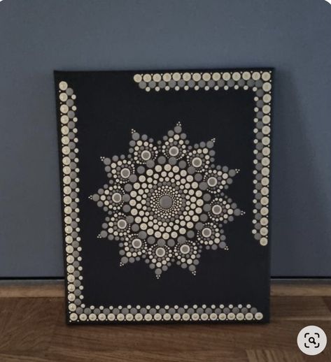 Simple Dot Painting On Canvas, Abstract Dot Art Painting Canvases, Dot Art Painting Canvases Easy, Dot Art Coasters, Mandela Dot Art Patterns, Acrylic Dot Painting Ideas, Dot Painting Canvas, Dot Mandala Patterns, Pointalism Art