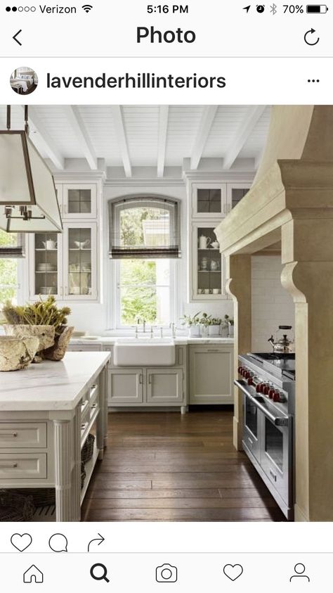 Farmhouse Sinks, Country Kitchen Designs, Fresh Farmhouse, French Country Kitchens, Kitchen Wood, Wood Floors Wide Plank, Wood Farmhouse, Country Retreat, French Country Kitchen