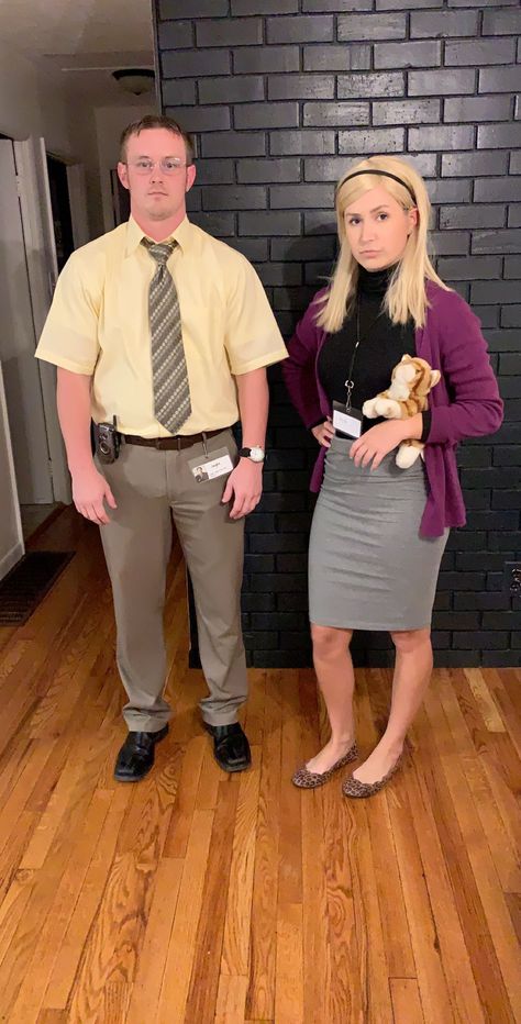 The Office Couples Costumes, Angela From The Office Costume, Office Couples Costumes, Costume Party Ideas Outfits Men, Present Outfit Christmas, Funny Couples Costumes 2022, Angela And Dwight Costume, Easy Couples Costumes 2022, Peter And Lois Costume