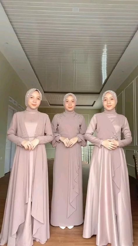 [CommissionsEarned] 11 Essential Muslim Fashion Dress Modern Recommendations You'll Be Surprised By This Spring #muslimfashiondressmodern Inspirasi Bridesmaid, Iman Troye, Muslim Fashion Dress Modern, Dress Brokat Modern, Dress Muslim Modern, Model Gamis, Dress Pesta, Simple Bridesmaid Dresses, Muslimah Dress