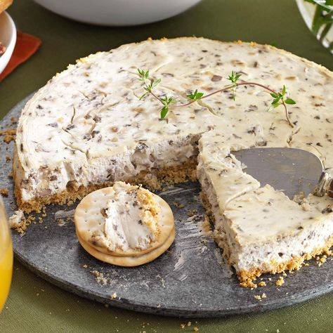 Mushroom Walnut Thyme Cheesecake Exps78165 Th132104c07 03 4bc Rms 3 Bacon Cheesecake, Cocktail Party Appetizers, Savory Cheesecake, Savory Cheese, Party Appetizers, Appetizer Dips, Yummy Appetizers, Sweet Savory, Appetizers For Party