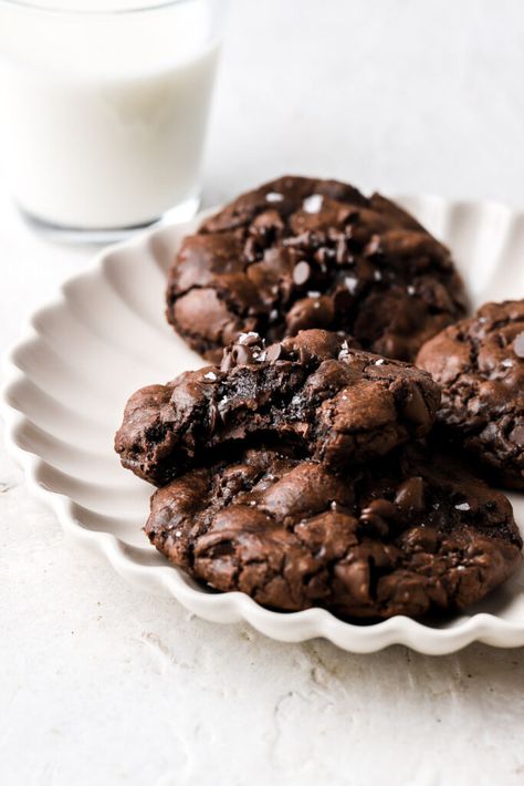 small batch chocolate cookies with bite taken out Small Cookies Recipe, Small Batch Chocolate Chip Cookies, Small Batch Cookie Recipe, Small Batch Cookies, Small Batch Baking, Espresso Cookie, Dairy Free Cookies, Double Chocolate Chip Cookies, Double Chocolate Cookies