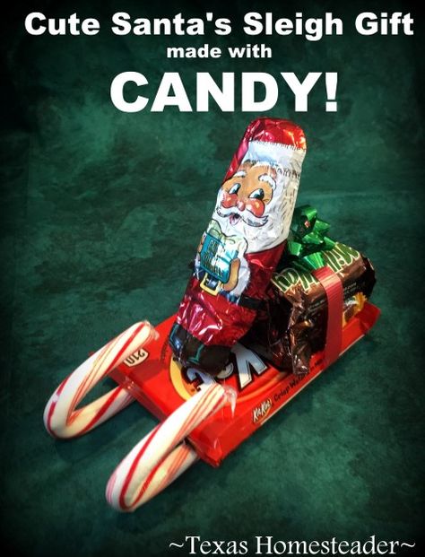 Santa sleigh made with miniature candy bars, candy canes and a Kit-Kat candy bar #TexasHomesteader Kit Kat Sleigh Candy Bars, Kit Kat Sleigh, Kit Kat Candy, Candy Sleigh, Candy Cane Sleigh, Miniature Candy, Kit Kat Bars, Chocolate Santa, Christmas Light Displays