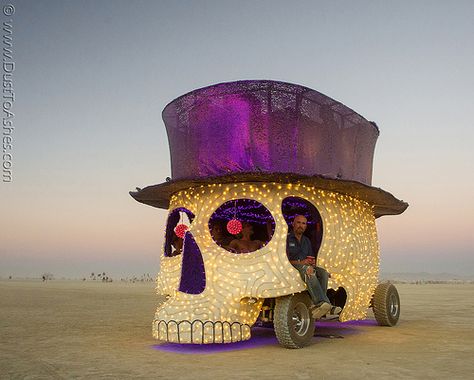 Burning Man 2013, Skeleton Head Gentelman Art Car | Flickr - Photo Sharing! Burning Man Pictures, The Burning Man, Burning Man Art, Burning Man Costume, Skeleton Head, Burning Man Outfits, Burning Man Festival, Mobile Art, Weird Cars