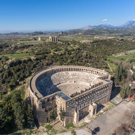 Ruins and Archaeology - TravelAwaits Visit Bath, Göbekli Tepe, Turkey History, Architecture Antique, Opera Theatre, Washington State Parks, Antique Architecture, Roman Theatre, European Trip